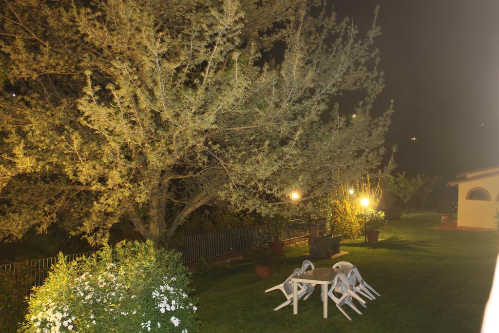 La Casa Dei Limoni Apartment Matraia ภายนอก รูปภาพ